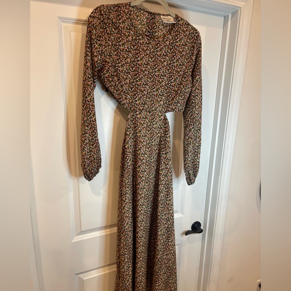 Backless Floral Midi - Picture 2 of 4